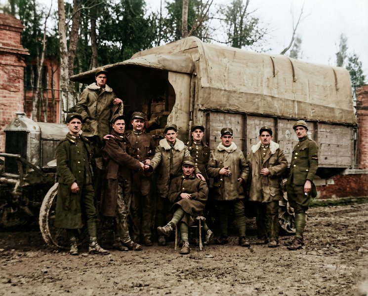 Ένα από τα μεγάλα στρατιωτικά οχήματα κατά τη δεκαετία 1920-1930 στα Τρίκαλα