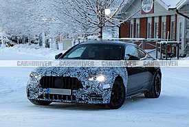 Mercedes-AMG: Η «καυτή» CLE Coupe με V8 κινητήρα βγήκε για δοκιμές στα χιόνια (photos)