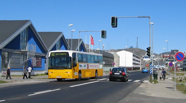 Γροιλανδία: 16,5 φορές μεγαλύτερη από την Ελλάδα, αλλά έχει μόνο 7.000 αυτοκίνητα