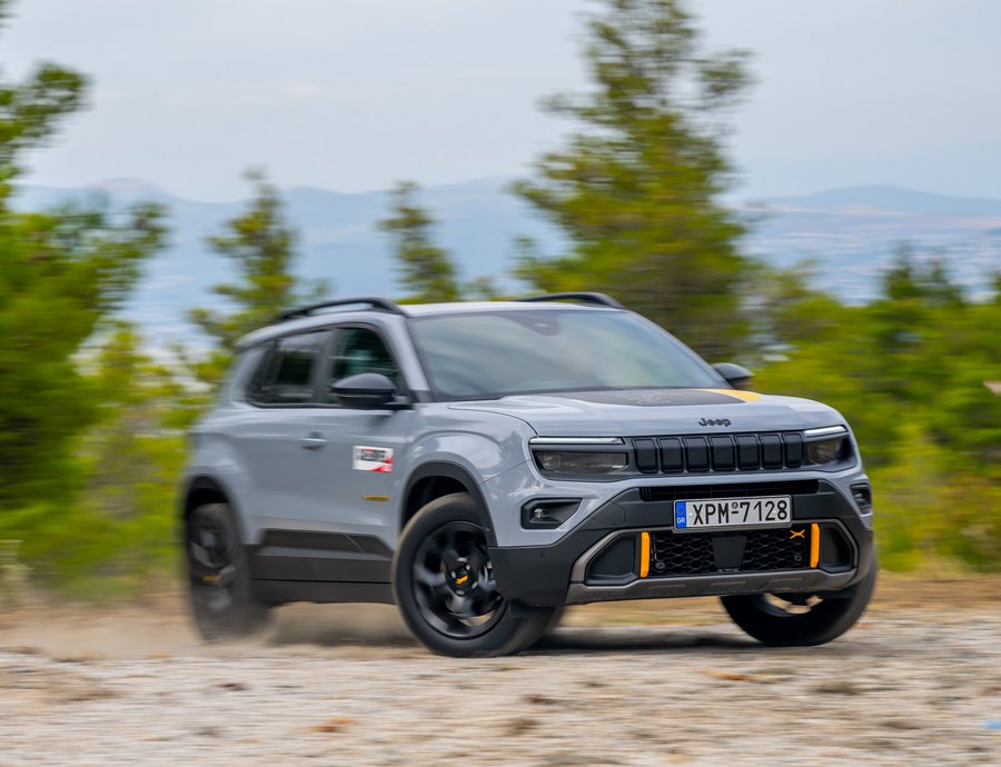 Δοκιμάζουμε το Jeep Avenger 4xe: Τετρακίνητο, υβριδικό, ικανό και πολύ μοδάτο