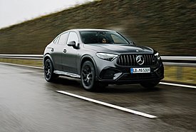Αυτή είναι η νέα Mercedes-AMG GLC 53 4MATIC+: Ντεμπούτο για το 6κύλινδρο μοτέρ (photos)