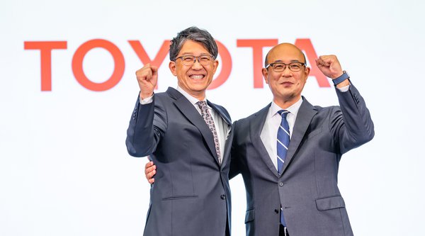 Γιατί η Toyota επέλεξε έναν άνθρωπο των «αριθμών» για CEO