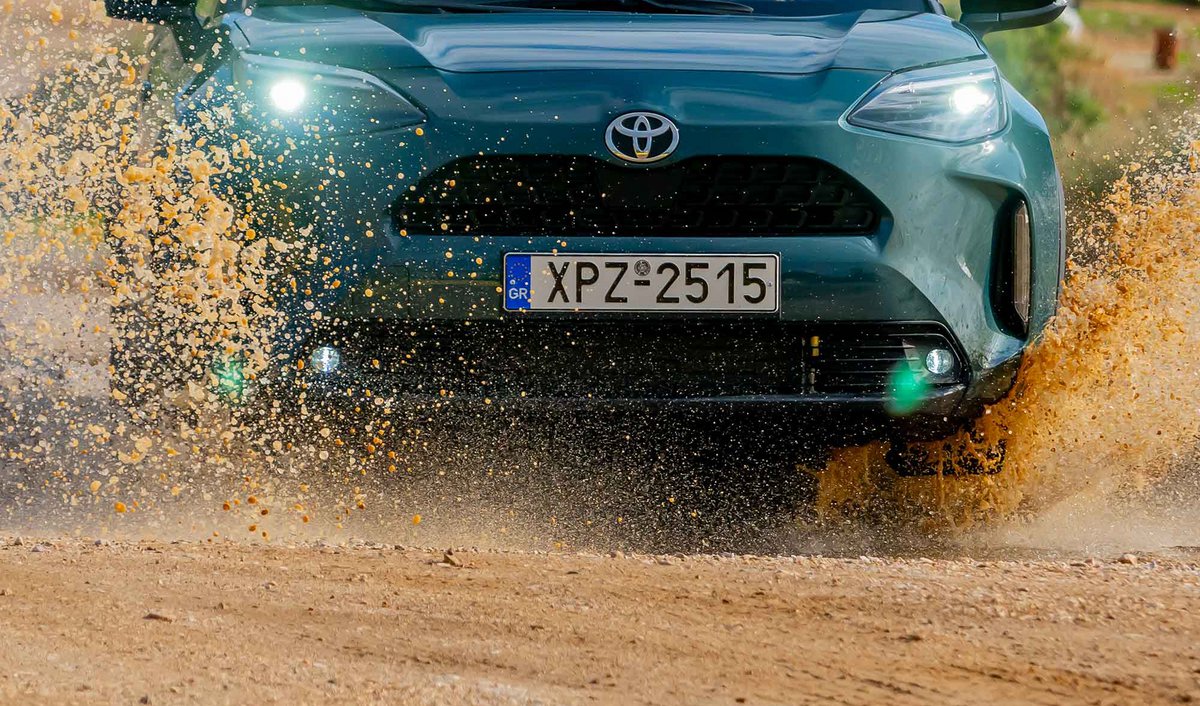 Σημαντική αλλαγή στον ΚΟΚ! Οι οδηγοί θα μπορούν να επιλέγουν την πινακίδα στο αυτοκίνητό τους