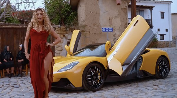 Με... Maserati η Κύπρος στη Eurovision - Έντονες αντιδράσεις για το video clip του «Jalla»