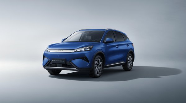 Το BYD ATTO 3 αποκτά τετρακίνηση, τεχνολογία 800V και αυτονομία 510 km (photos)