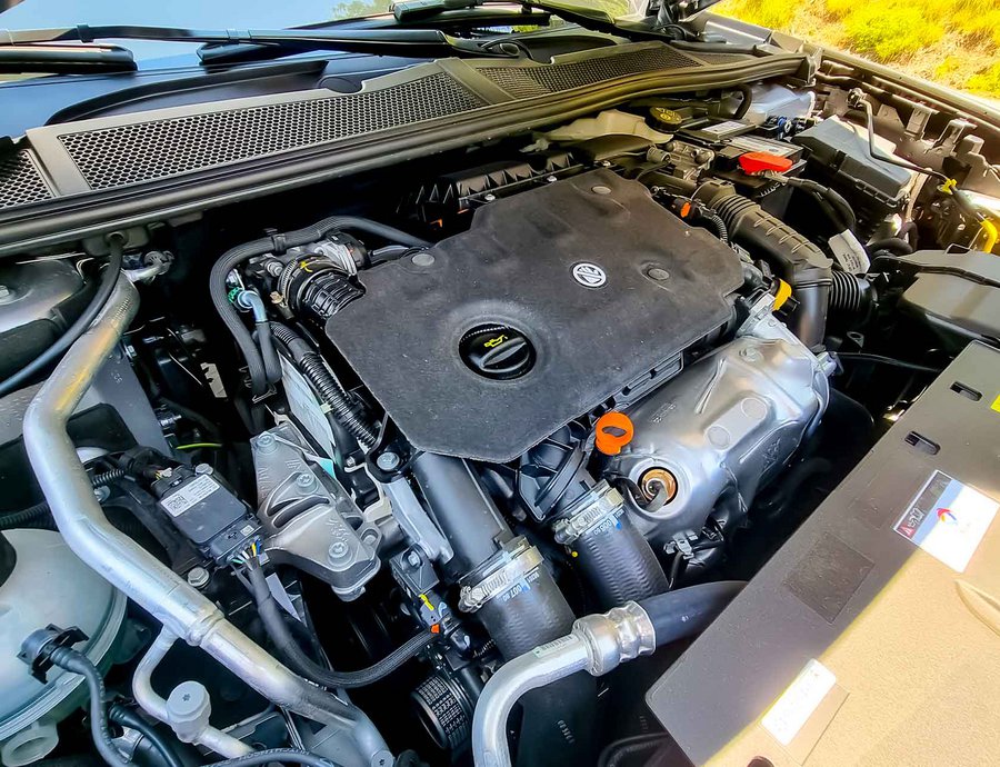 Stellantis: Αναπτύσσει νέο diesel κινητήρα, αλλά και βενζινοκινητήρα επιδόσεων για την Abarth