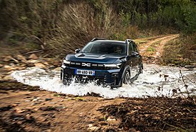Dacia: 10 πράγματα που μάθαμε για τα νέα Duster και Bigster Hybrid-G 150 4x4 