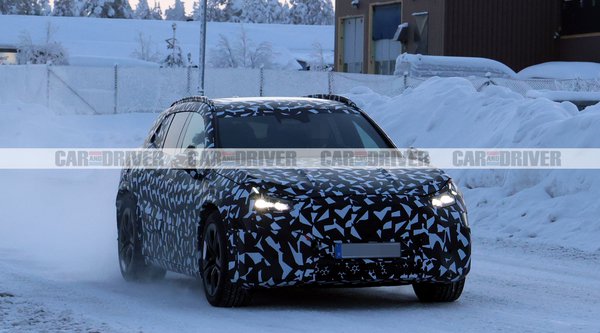 Mercedes: Το AMG GT SUV των 1.000 PS «οργώνει» τα χιόνια με τετραδιεύθυνση και ενεργές αναρτήσεις (photos)