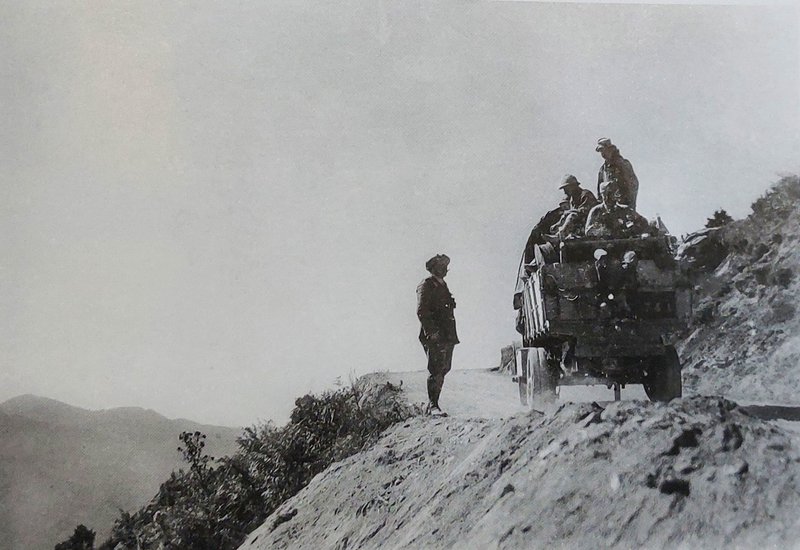 Στον δρόμο για το Μονοδένδρι