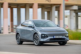 XPENG G6 RWD Long Range: Δοκιμάζουμε το νέο, αμιγώς ηλεκτρικό SUV των 296 PS