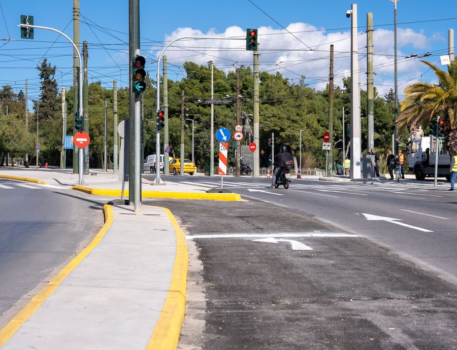 Αλλάζει η πρόσβαση στην Πλάκα - Επιτρέπεται πλέον η αναστροφή στη Λεωφόρο Αμαλίας