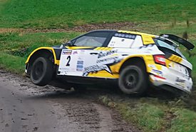 Λάθη, τούμπες, ατυχήματα: Δείτε μερικά από τα πιο εντυπωσιακά στιγμιότυπα από τον κόσμο των ράλι (video)