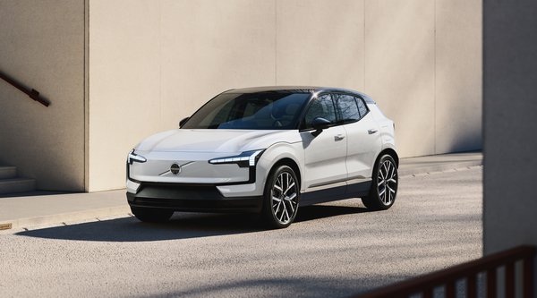 Η Volvo αναβαθμίζει το EX30: Νέες εισαγωγικές εκδόσεις και ανανεωμένος σχεδιασμός