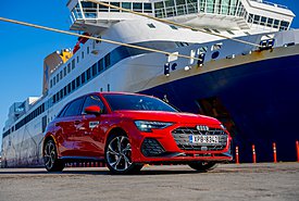 Δοκιμάζουμε το Audi A3 Sportback TFSIe 272 PS. Επιδόσεις και premium αέρας