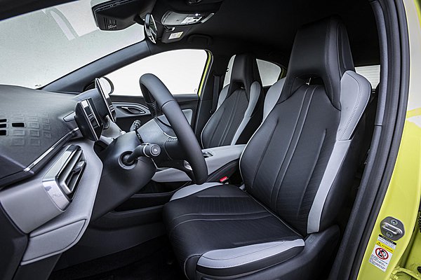 Ταξινομήσεις 2026: Το πρώτο σε πωλήσεις ηλεκτρικό αυτοκίνητο στην Ελλάδα (τιμές) 