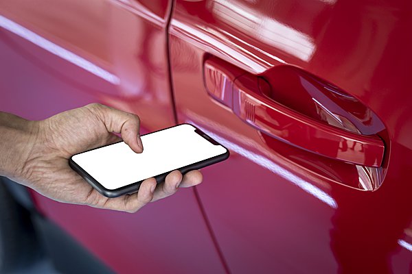 Δείτε βήμα-βήμα πώς θα μετατρέψετε το iPhone σε κλειδί για το αυτοκίνητο