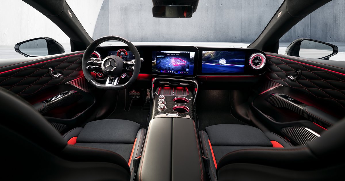 Η Mercedes δείχνει για πρώτη φορά το εσωτερικό της AMG GT των 1.300 PS (photos)

