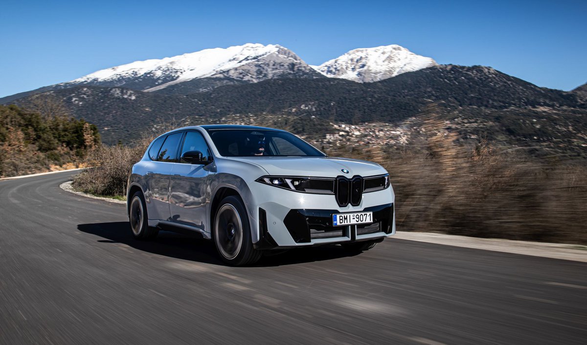BMW iX3: Άνοιξαν οι παραγγελίες της φθηνότερης έκδοσης στην Ελλάδα (τιμή)