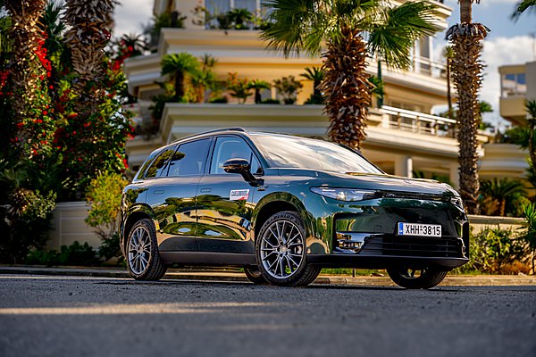 Πισωκίνητο SUV με 218 PS και πλούσιο εξοπλισμό τώρα με 30.523€