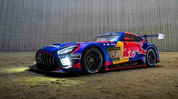 Επίσημο: Ο Verstappen «αλλάζει στρατόπεδο» και τρέχει με Mercedes (photos)