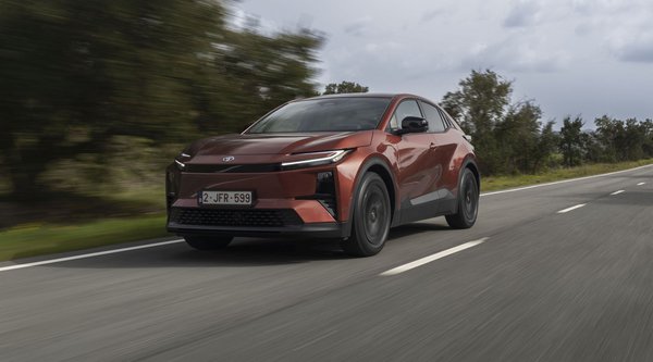 Test Drive: Οδηγούμε στην Πορτογαλία το νέο Toyota C-HR+