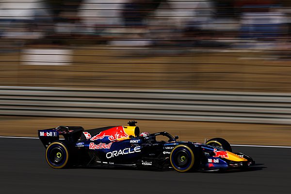 Verstappen: «Σε όποιον αρέσουν αυτοί οι αγώνες, δεν ξέρει από αγώνες»