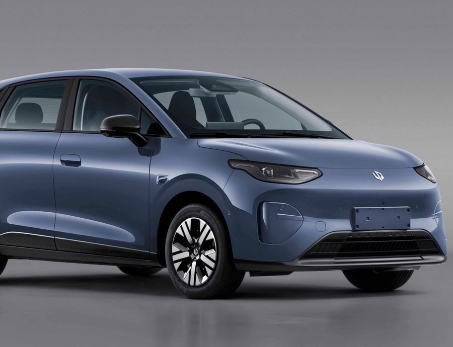 Leapmotor A05: Πρώτη αποκάλυψη για το ηλεκτρικό hatchback που θα τα «βάλει» με το VW ID.3