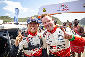 Ο Taka, ο Kenjiro και ο... Hayden!