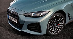 Η BMW «αποχαιρετά» ένα από τα δημοφιλέστερα EV της - Οι λόγοι πίσω από την απόφαση