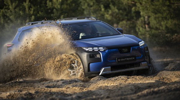 Test Drive: Οδηγούμε το νέο Subaru E-Outback στα δάση της Γερμανίας (photos)