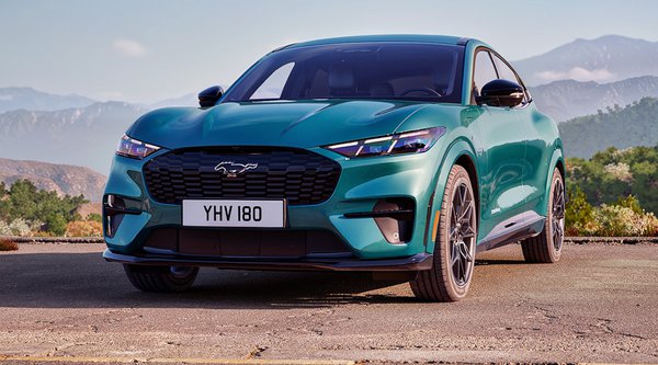 Ford: Σημαντικές αναβαθμίσεις για τη Mustang Mach-E και νέα έκδοση GT California Special