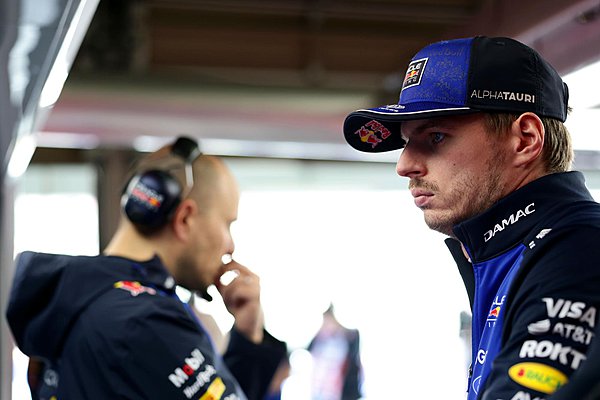 Υπόνοιες για το μέλλον του στην F1 αφήνει ο Verstappen: «Έχω πολλά να ξεκαθαρίσω»