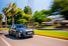 Test drive: Audi S3 2.0 TFSI 333PS. Δύναμη, επιδόσεις και hot χαρακτήρας