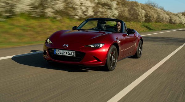 Mazda: Ζητά τη γνώμη του κόσμου για το νέο MX-5 - Η σχεδιαστική πρόταση (photos)