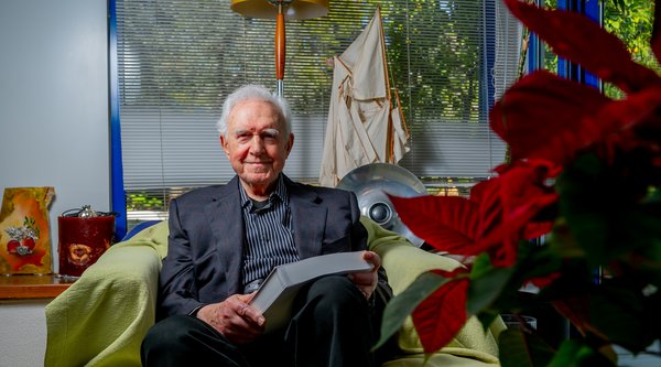 Αλέξανδρος Μανιατόπουλος: Εκ βαθέων