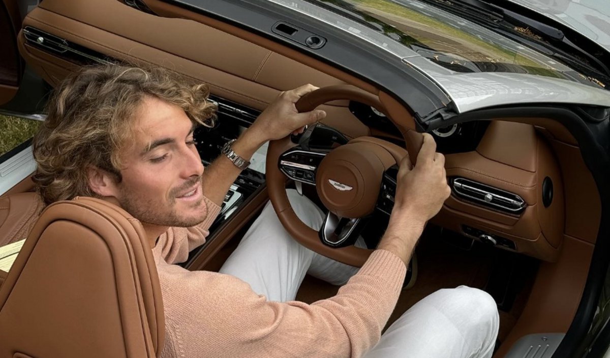 Τσιτσιπάς: Το σπάνιο supercar των 980.000 ευρώ που πρόσθεσε στη συλλογή του (photos)