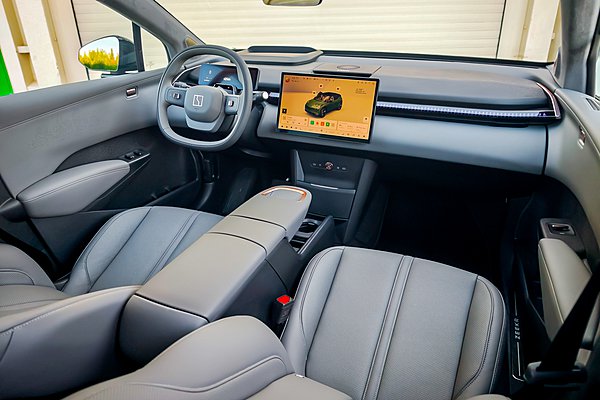 Premium compact SUV με πλούσιο εξοπλισμό και όφελος έως 5.000€ (τιμή)