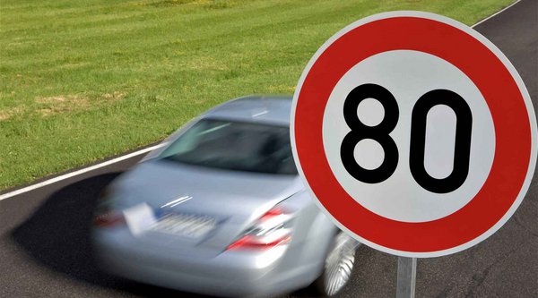 Εξετάζονται χαμηλότερα όρια ταχύτητας - Μείωση 10 km/h λόγω ενεργειακής κρίσης