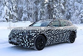 Mercedes-AMG GT SUV: Το «μεγάλο αδερφάκι» του 4θυρου coupe αποκαλύπτει τα μυστικά του (photos)