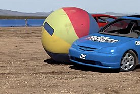 Το Rocket League ζωντανεύει - Εδώ μπορείτε να παίξετε το δημοφιλές παιχνίδι... στα αλήθεια (video)