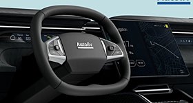 Ξεχάστε τις αναδιπλούμενες οθόνες: Αυτή η εταιρεία φέρνει τα αναδιπλούμενα τιμόνια! (video)