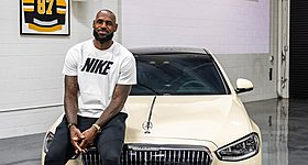 Ο LeBron James δημιούργησε μια μοναδική Maybach για καλό σκοπό (photos)
