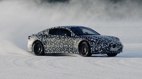 Mercedes- Benz: Όλα έτοιμα για το ντεμπούτο της νέας, ηλεκτρικής AMG GT