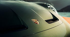 Η Porsche αποκαλύπτει «ένα από τα πιο συναρπαστικά, οδηγοκεντρικά αυτοκίνητα» (video)