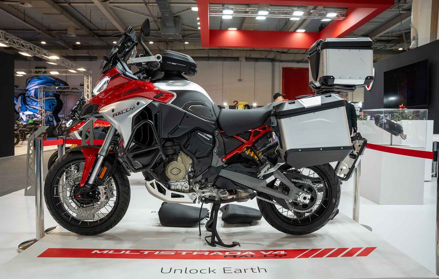Ducati: Δυναμική παρουσία με 7 πρεμιέρες στη Moto Expo 2026 (photos)
