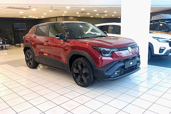 LIVE PHOTOS: Το Suzuki e Vitara μπήκε στις ελληνικές εκθέσεις (τιμές-εκδόσεις)
