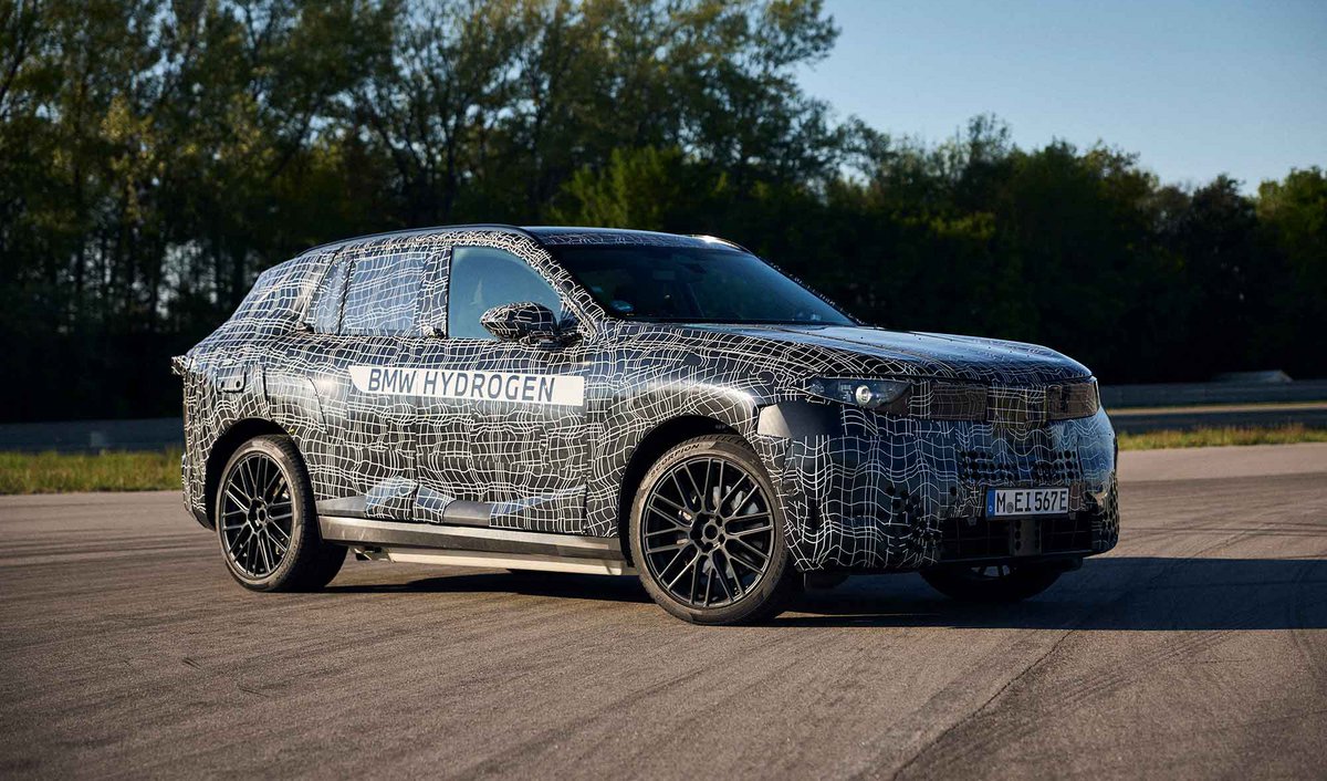 BMW iX5 Hydrogen: Πώς οι προηγμένες δεξαμενές υδρογόνου ανεβάζουν την αυτονομία στα 750 km