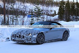 Mercedes-AMG SL: Οι πρώτες φωτογραφίες του ανανεωμένου κάμπριο με την αυξημένη ισχύ