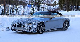 Mercedes-AMG SL: Οι πρώτες φωτογραφίες του ανανεωμένου κάμπριο με την αυξημένη ισχύ