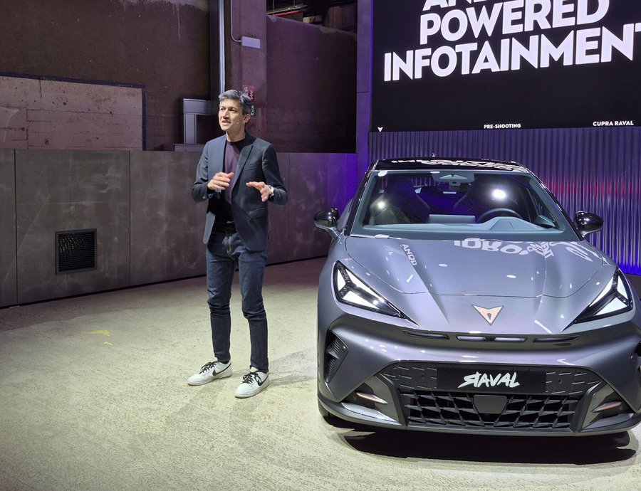 Carlos Galindo: «Το Raval ανοίγει νέους ορίζοντες στην CUPRA - Στόχος μας η νέα γενιά οδηγών»